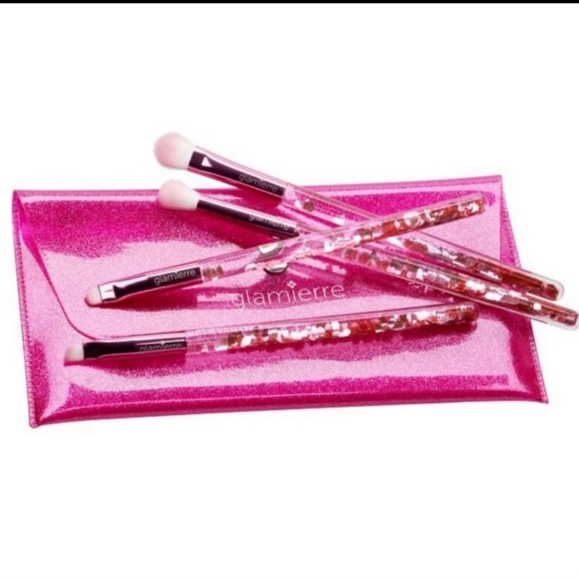 glamierre Other - NIB GLAMIERRE BRUSHES
